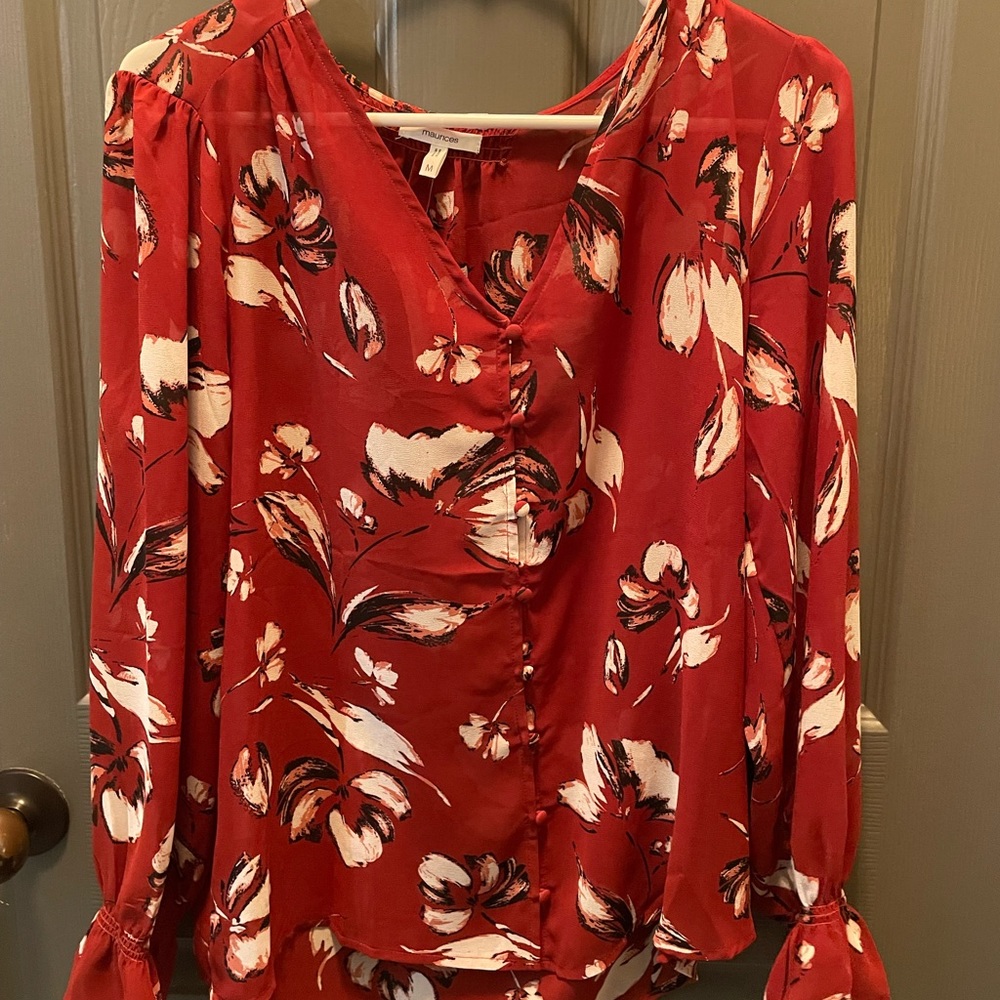 Maurice’s blouse. Brand new em with tags. Medium.